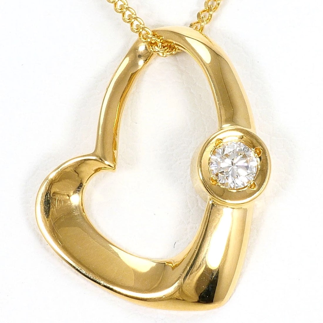 K18 GOLD NECKLACE DIAMOND: K18 gold Necklace Diamond Brand: No Brand Type/Style: Necklace Material: K18/Yellow Gold, Main Stone Natural Color: Yellow Gold Size: Top size?H:about15?W:about16mm(Top and chain are removable),
