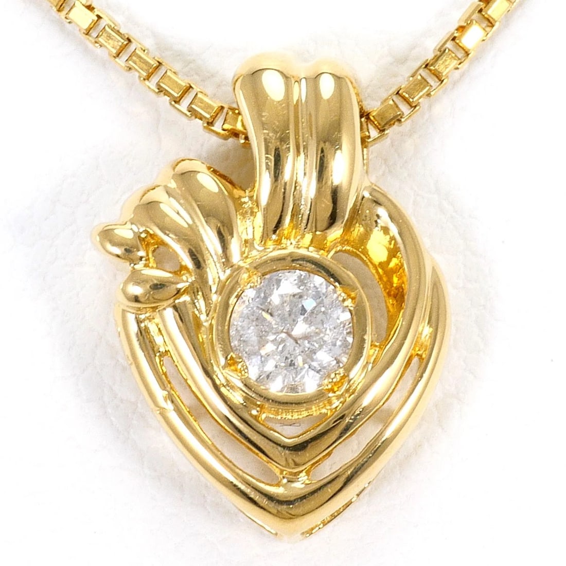 K18 GOLD NECKLACE DIAMOND: K18 gold Necklace Diamond Brand: No Brand Type/Style: Necklace Material: K18/Yellow Gold, Main Stone Natural Color: Yellow Gold Size: Top size?H:about13?W:about10mm(Top and chain are removable),