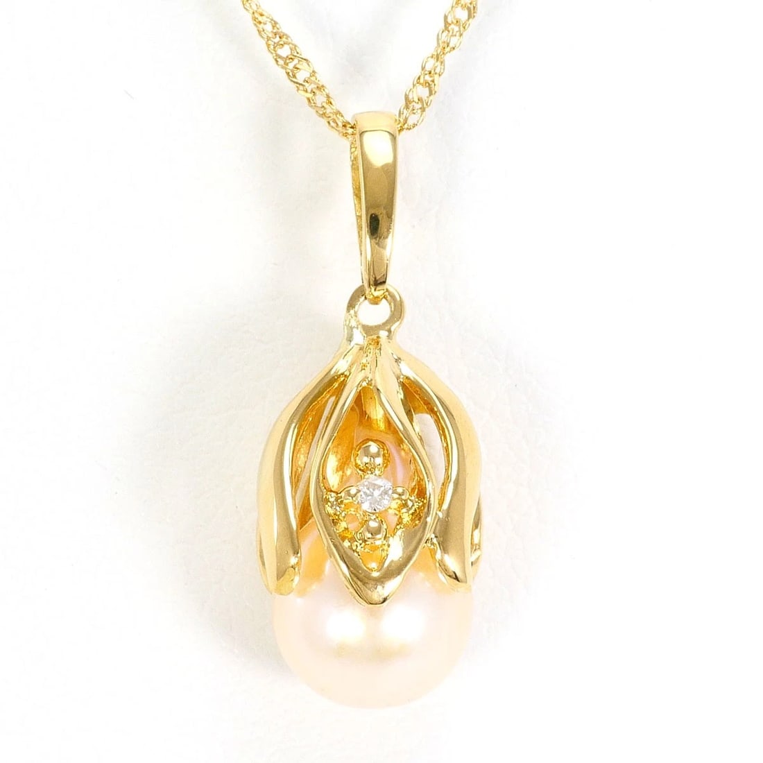 K18 GOLD NECKLACE PEARL: K18 gold Necklace Pearl Brand: No Brand Type/Style: Necklace Material: K18/Yellow Gold, Main Stone Pearl, Natural Color: Yellow Gold Size: Top size?H:about18?W:about8mm(Top and chain are removable),