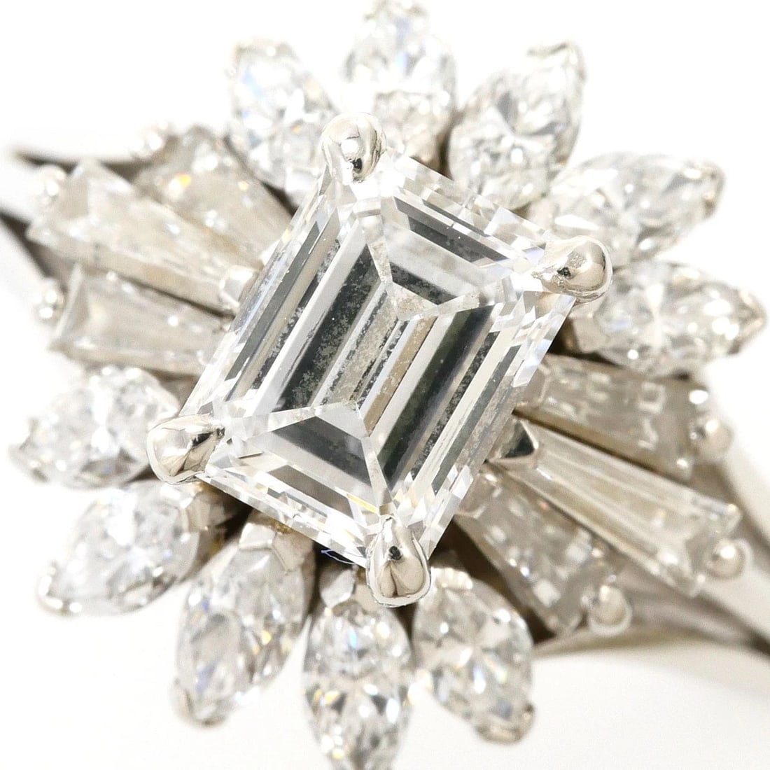 PT900 PLATINUM RING DIAMOND - 2