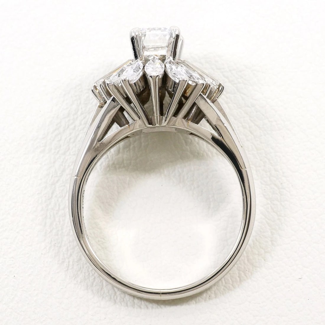 PT900 PLATINUM RING DIAMOND - 3