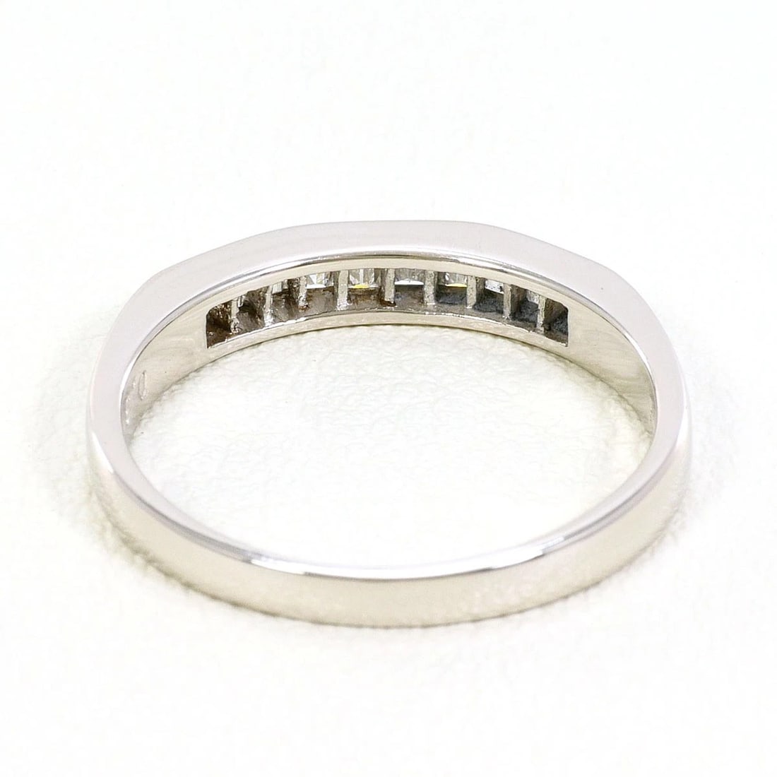 PT900 PLATINUM RING DIAMOND - 3