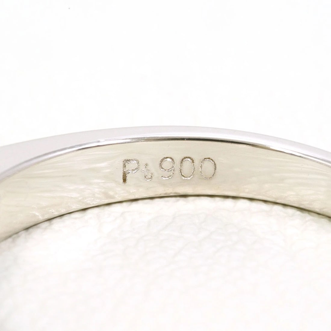 PT900 PLATINUM RING DIAMOND - 4