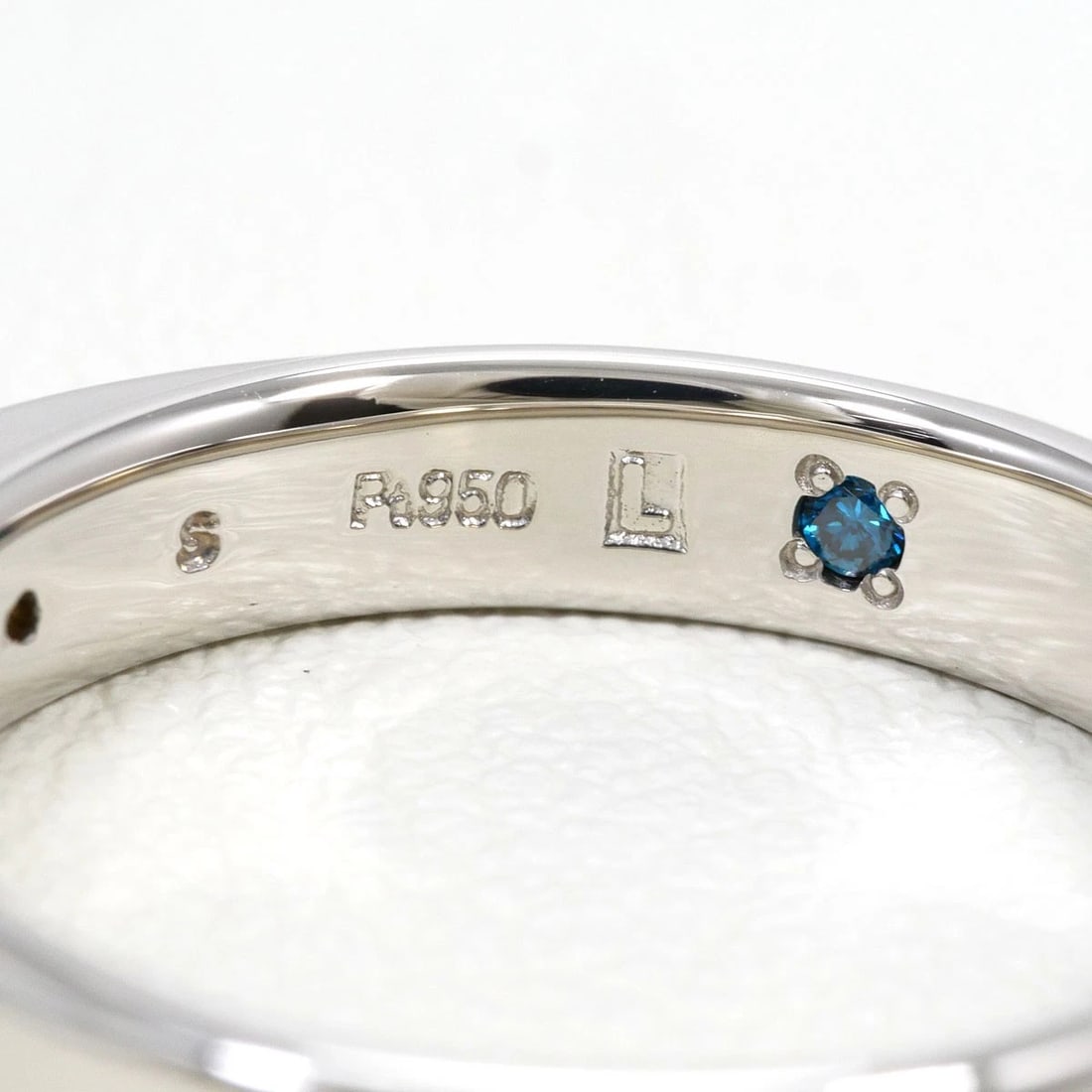 PT950 PLATINUM RING DIAMOND - 3