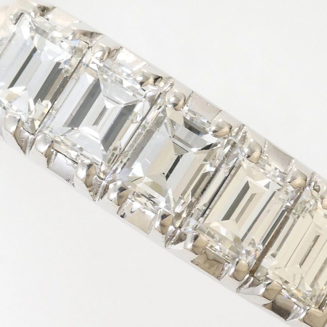 PT900 PLATINUM RING DIAMOND - 2