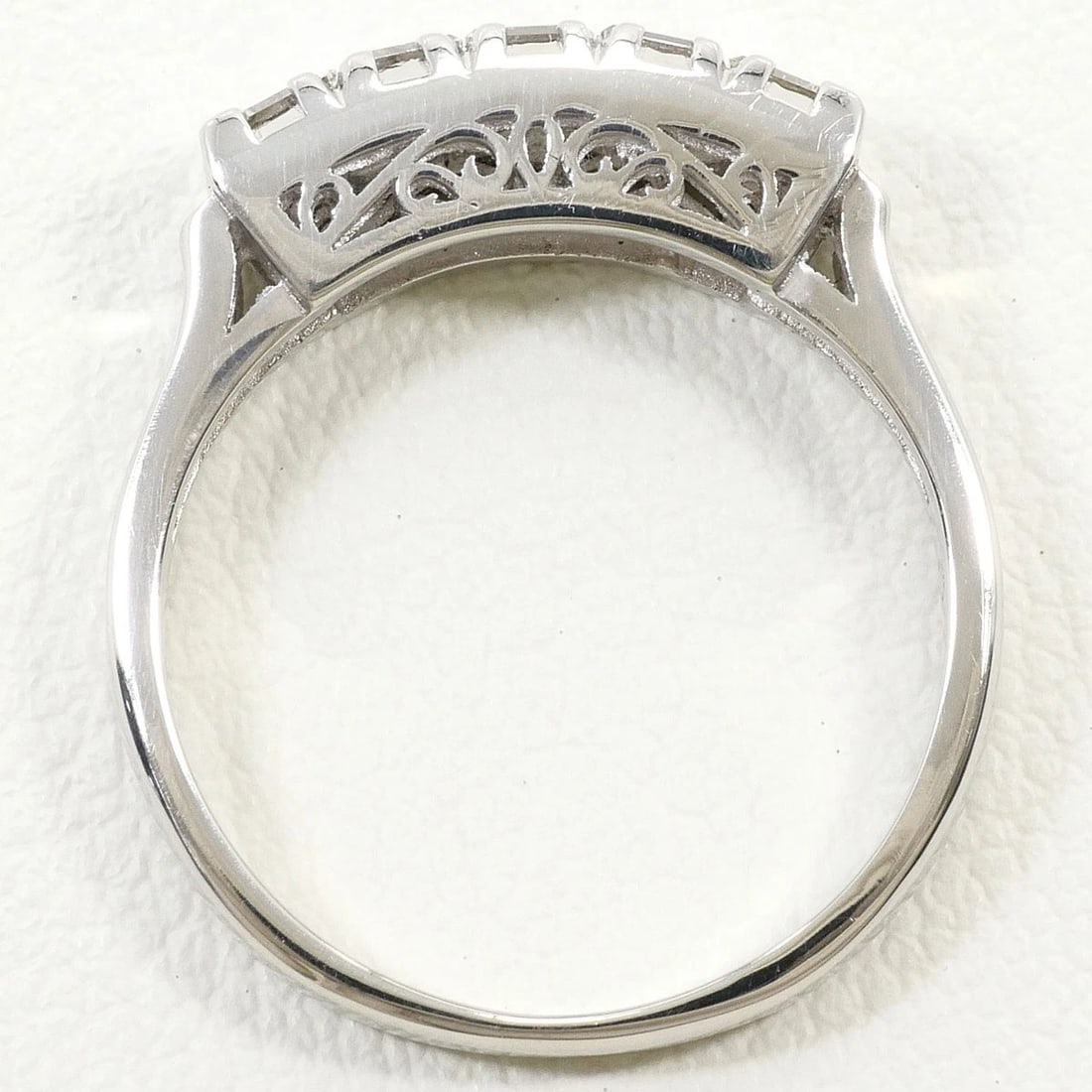 PT900 PLATINUM RING DIAMOND - 3