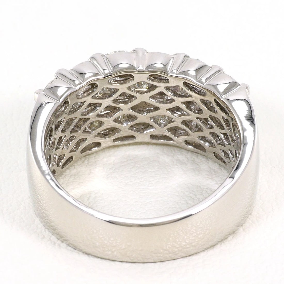 PT900 PLATINUM RING DIAMOND - 4