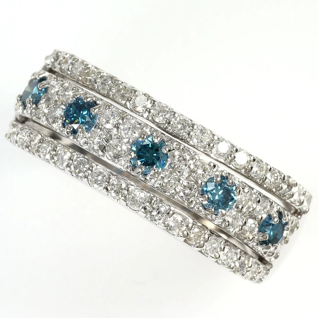 PT900 RING BLUE DIAMOND: PT900 Ring Blue Diamond Brand: No Brand Type/Style: Ring Material: PT900/Platinum, Main Stone Blue Diamond (Treatment) Color: None Size: US 7 Accessories: None Accessories Notice: When pur