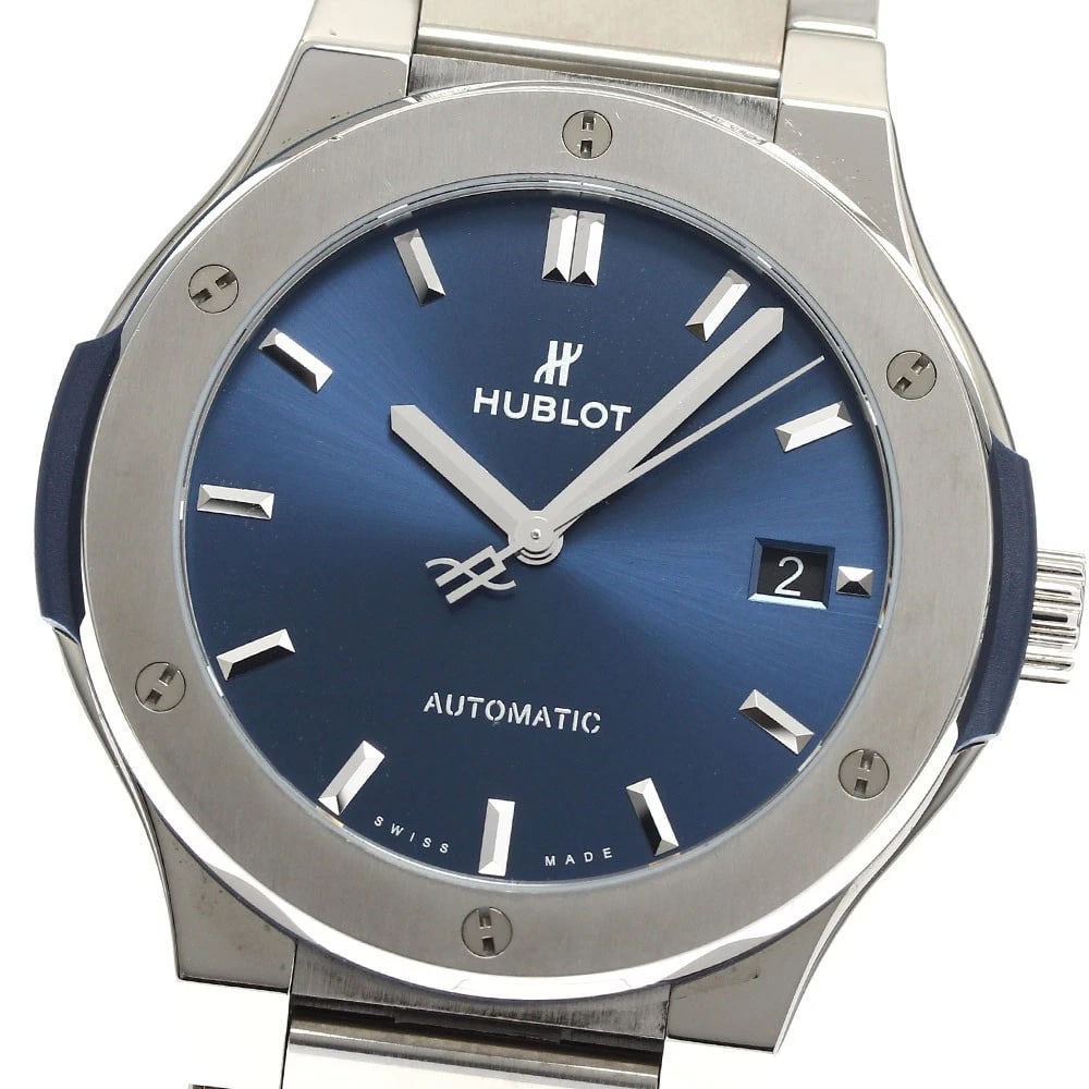 HUBLOT CLASSIC FUSION DATE BLUE AUTOMATIC WATCH: HUBLOT Classic fusion Date blue Automatic Watch Brand: HUBLOT Type/Style: Wristwatch Material: Band Material titanium, Case Material titanium Color: Dial Color blue Band Color Silver Case Color