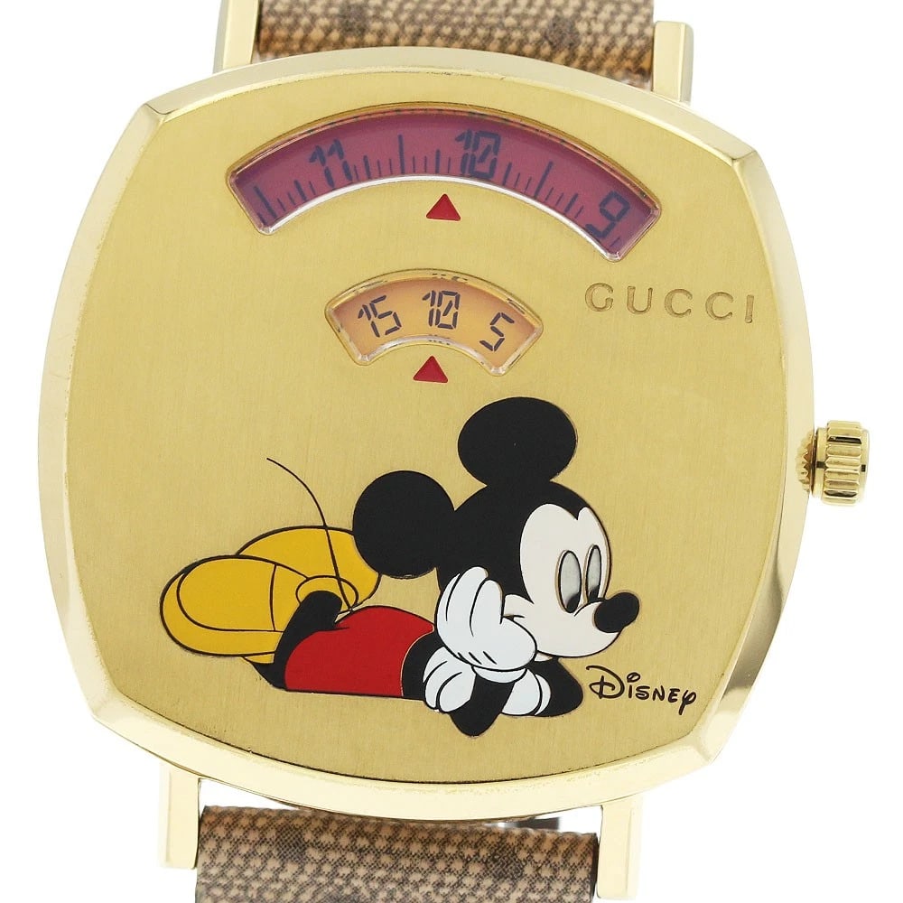 GUCCI GRIP WATCH: GUCCI Grip Watch Brand: GUCCI Type/Style: Wristwatch Material: Band Material Leather / nylon, Case Material Stainless Steel/Gold Plated Color: Dial Color Red / orange Size: Case size About 38mm