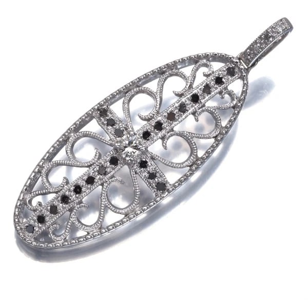 BLACK&CLEAR DIAMOND PENDANT 18K 750 WHITE GOLD: Black&Clear Diamond Pendant 18K 750 White Gold Brand: Unbranded Type/Style: Pendant Material: 18K / 750 / White Gold, Main Stone Natural Color: White Gold Size: Design size: 37.0 x 12.4mm Bail inner d