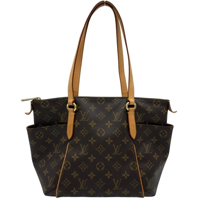 LOUIS VUITTON TOTALLY MM TOTE BAG: LOUIS VUITTON Totally MM Tote Bag Brand: LOUIS VUITTON Type/Style: Tote Bag Material: Monogram Color: Brown Size: W13.8 x H9.6x D4.3inch Accessories: None Accessories Notice: When purchasi