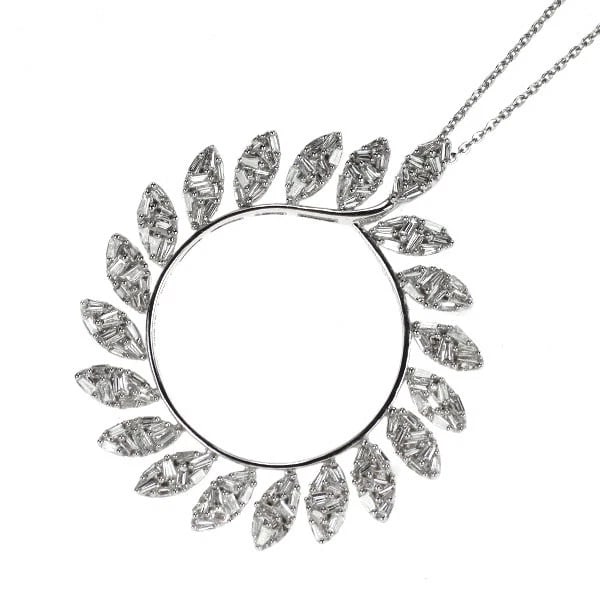 K18WG PLANT DIAMOND PENDANT NECKLACE: K18WG Plant Diamond Pendant Necklace Brand: None Type/Style: pendant necklace Material: K18WG, Main Stone Natural Color: WG Size: Chain Length: ~45.5 cm Accessories: None Accessories Notice: When