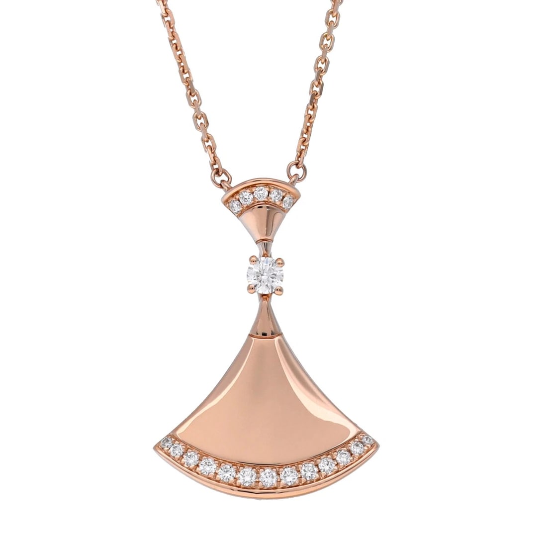 BVLGARI NECKLACE 18K PINK GOLD: BVLGARI Necklace 18K pink gold Brand: BVLGARI Type/Style: Necklace Material: 18K pink gold PG, Main Stone Natural Color: PG Size: Top H/about 27.3mm W/about 19.3mm Chain length:41.5cm Chain length:41.