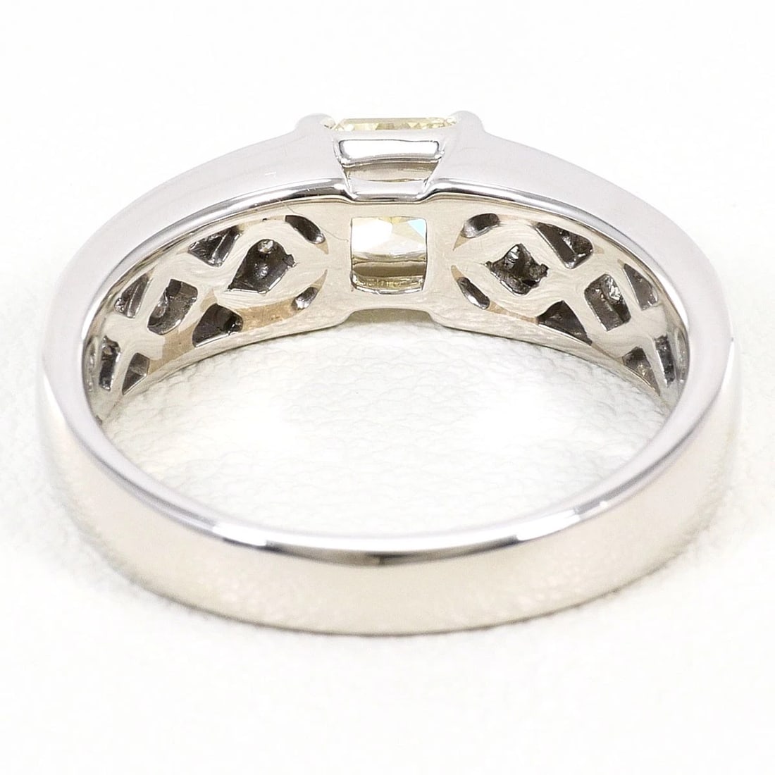 PT900 RING YELLOW DIAMOND - 4