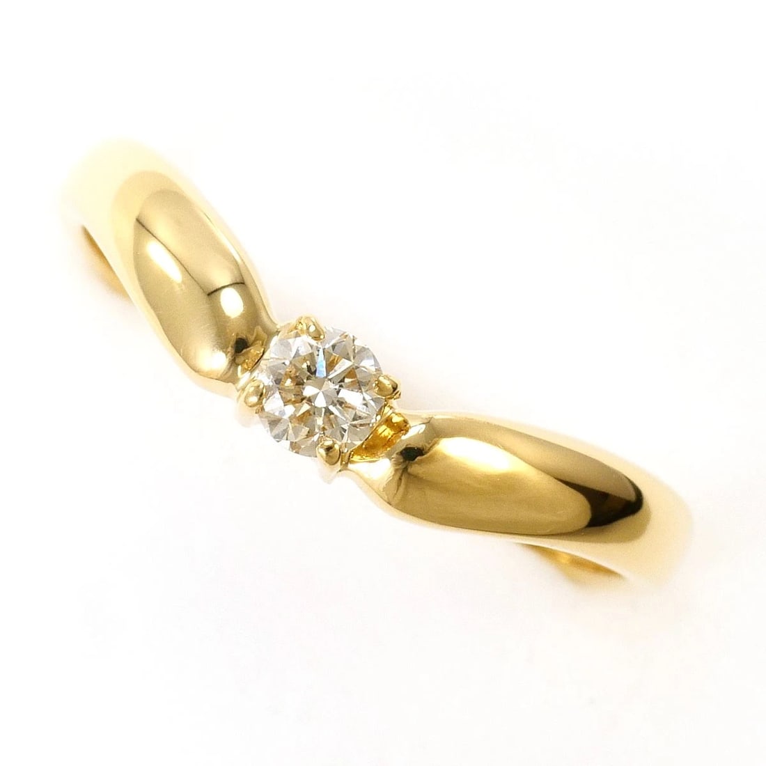 K18 GOLD RING DIAMOND: K18 gold Ring Diamond Brand: No Brand Type/Style: Ring Material: K18 Gold, Main Stone Natural Color: None Size: US 6 1/4 Accessories: None Accessories Notice: When purchasing pre-owned goods, please