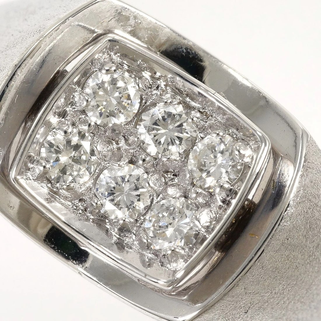 K18 GOLD RING DIAMOND - 2