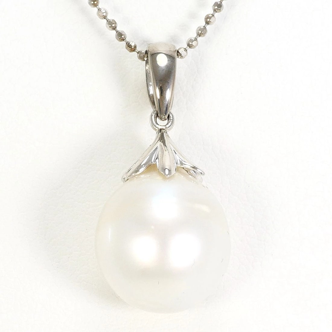 K18 GOLD K14 NECKLACE PEARL: K18 gold K14 Necklace Pearl Brand: No Brand Type/Style: Necklace Material: K18,K14, Main Stone Pearl Color: None Size: Top size?H:about23?W:about11mm(Top and chain are removable), Chain Length: