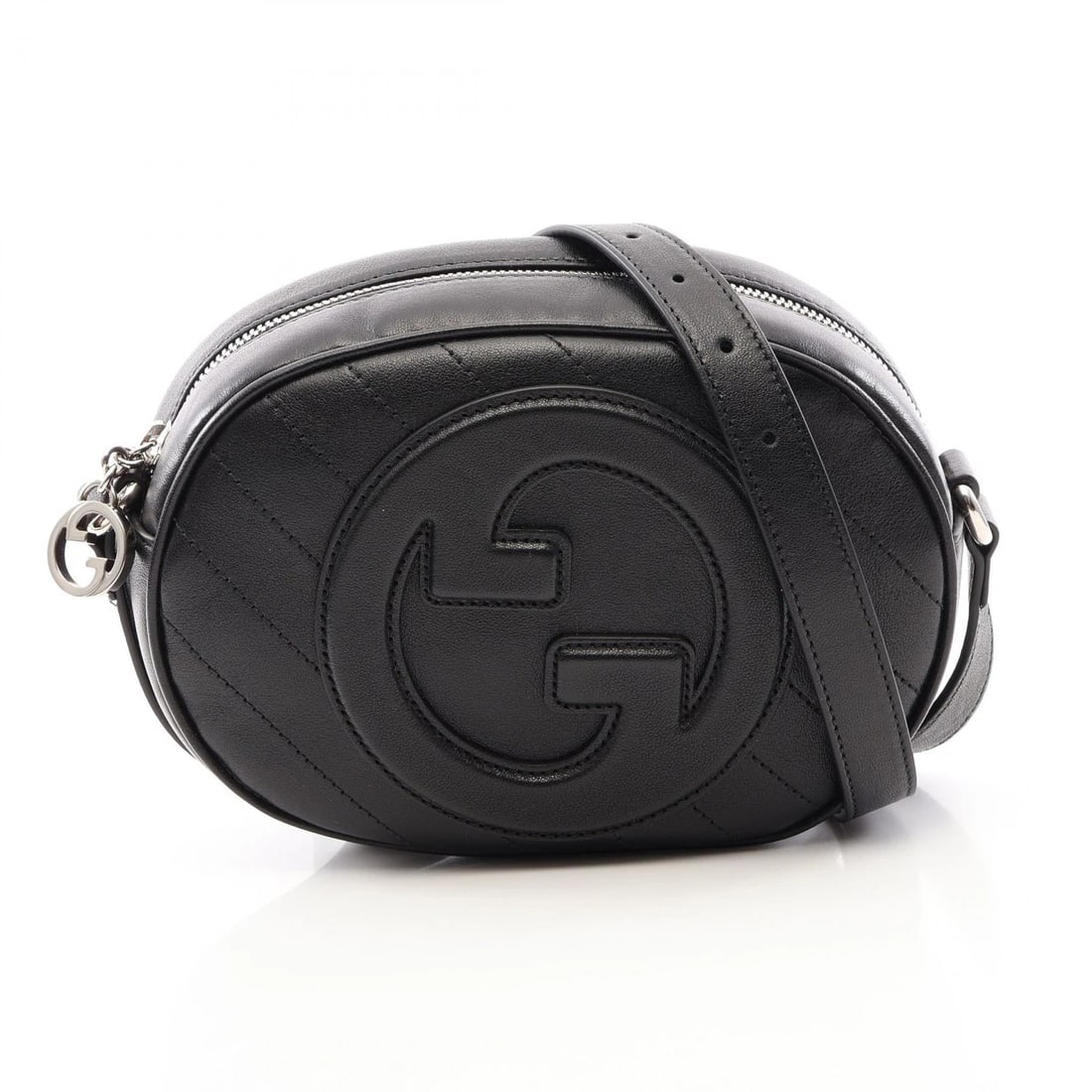 GUCCI BLONDIE CROSSBODY SHOULDER BAG LEATHER BLACK: GUCCI Blondie Crossbody Shoulder Bag leather Black Brand: GUCCI Type/Style: Shoulder Bag Material: Exterior Material leather Color: Exterior Color Black?ish colors Size: (H:5.7" x W:8.3" x D:3.0")