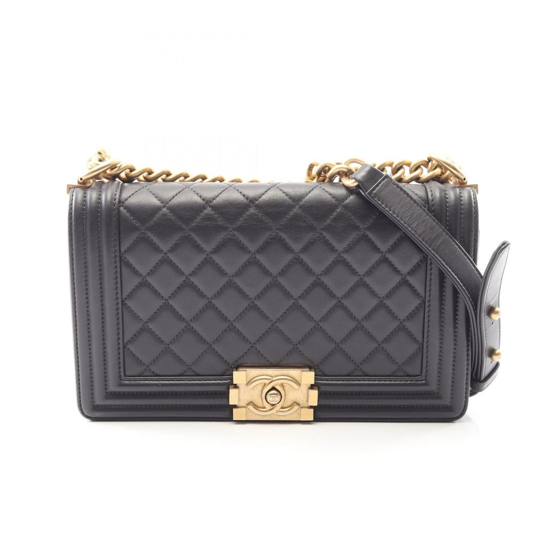 CHANEL BOY CHANEL CHAIN SHOULDER BAG: CHANEL Boy chanel Chain Shoulder Bag Brand: CHANEL Type/Style: Shoulder Bag Material: Exterior Material Lambskin (sheep leather) Color: Exterior Color Gray?ish colors Size: (H:5.7" x W:9.8" x D:2.8") 