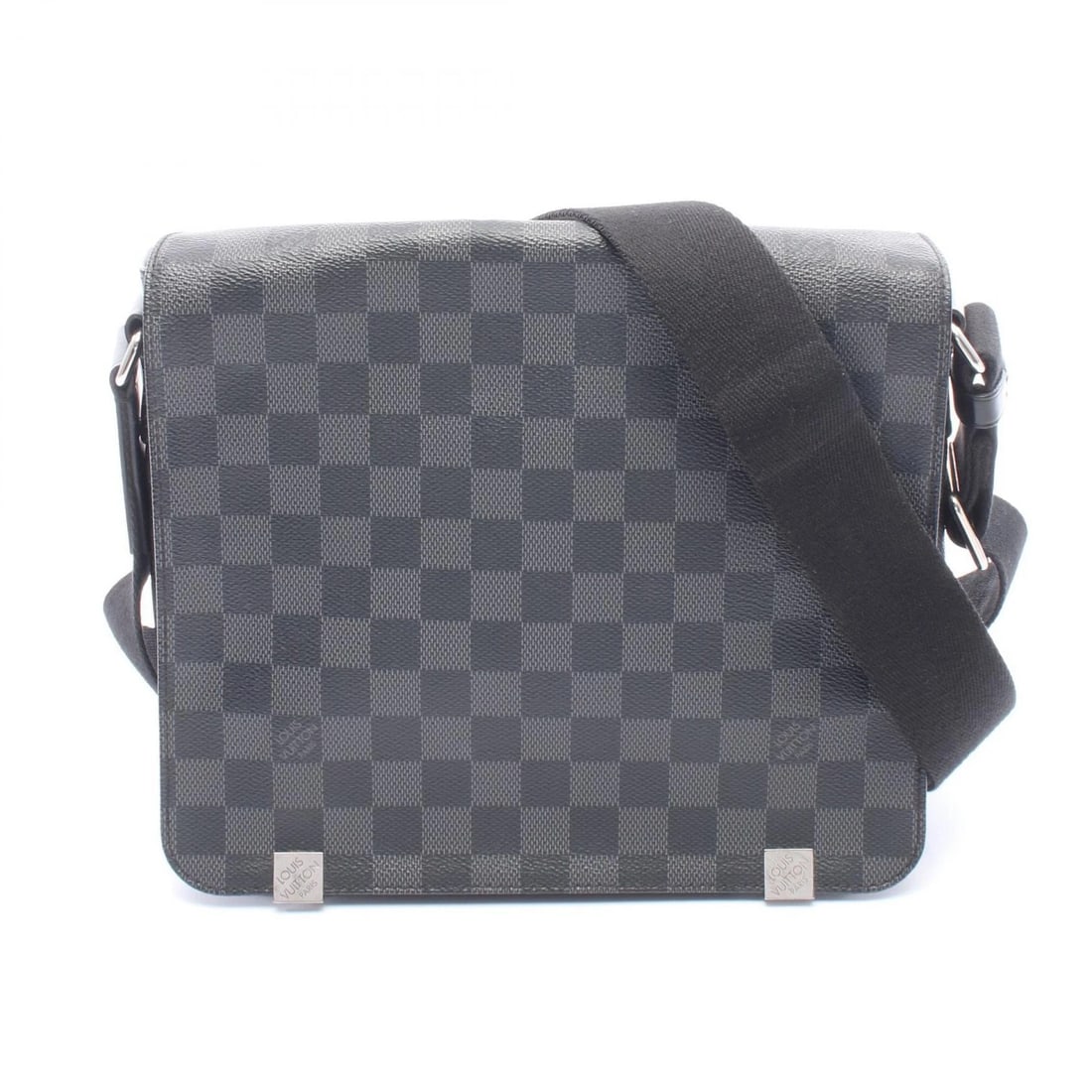 LOUIS VUITTON DISTRICT PM NM CROSSBODY SHOULDER BAG: LOUIS VUITTON District PM NM Crossbody Shoulder Bag Brand: LOUIS VUITTON Type/Style: Shoulder Bag Material: Exterior Material Damier graphite ? PVC coated canvas ? leather Color: Exterior Color Black?