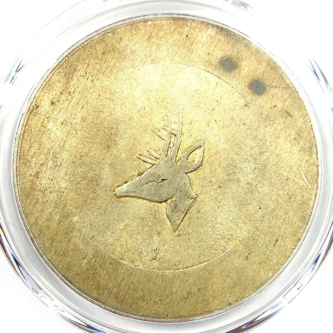 1943-44 CHINA FRENCH INDO CHINA TAEL STAG COIN: 1943-44 China French Indo China Tael Stag Coin Year : 1943 Denomination : Tael Country of Origin : China Accessories: None Accessories Notice: When purchasing pre-owned goods, please refer to the phot
