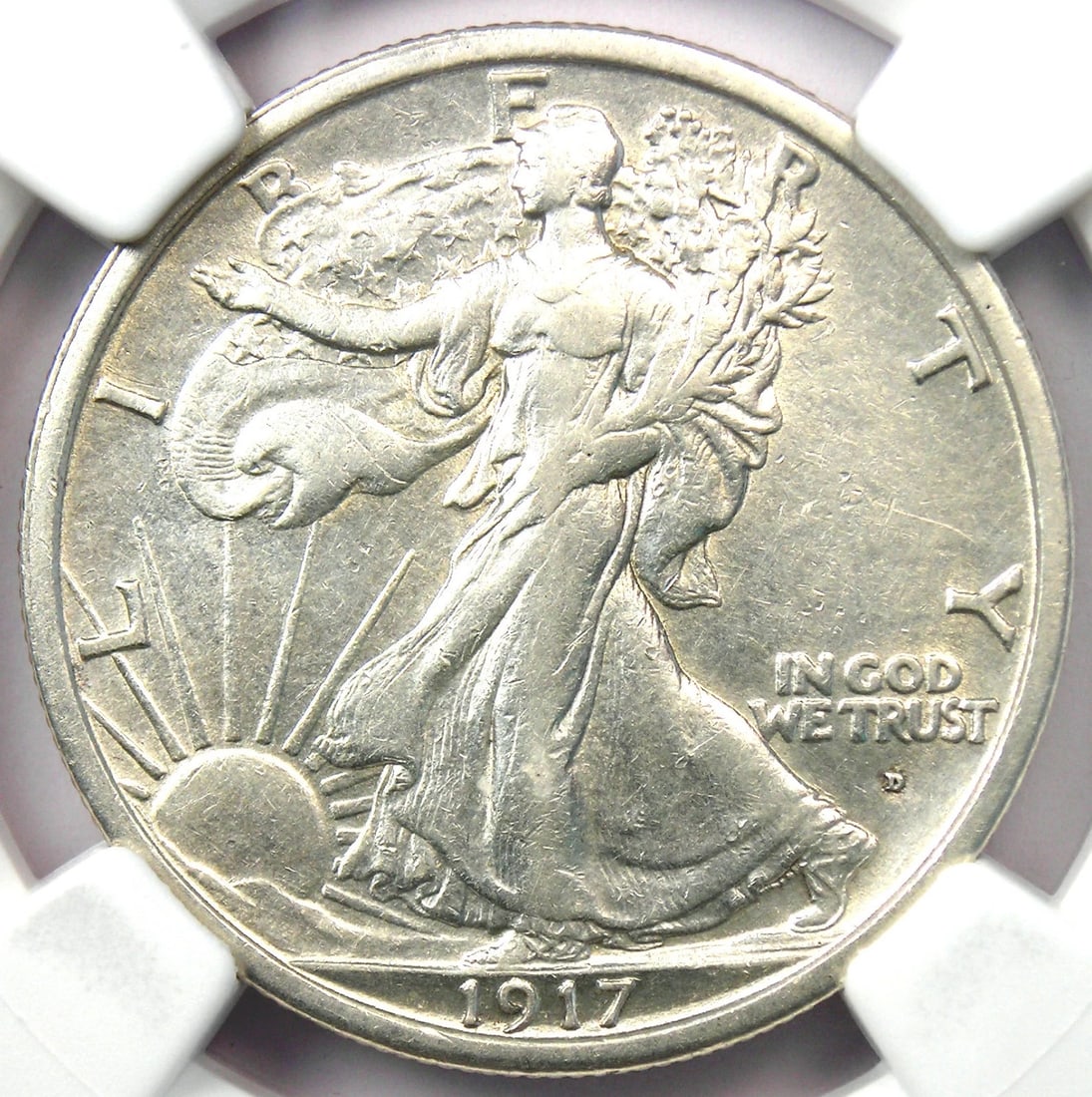 1917-D WALKING LIBERTY HALF DOLLAR 50C COIN (1 of 2)