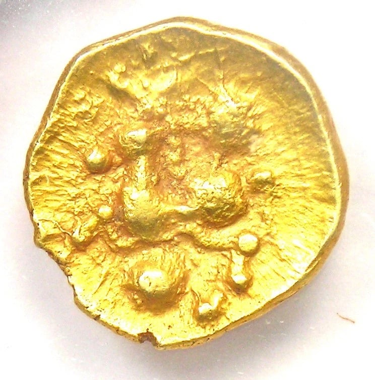 GAUL BELLOVACI GOLD AV QUARTER STATER HORSE COIN: Gaul Bellovaci Gold AV Quarter Stater Horse Coin Year: 100 BC Denomination: 1/4 Stater Country of Origin: Greece Accessories: None Accessories Notice: When purchasing pre-owned goods, please refer to 