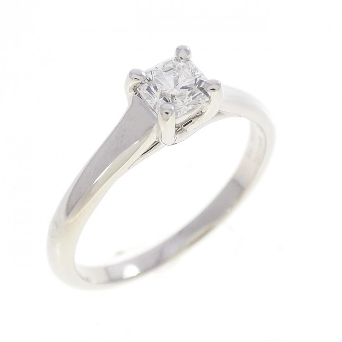 TIFFANY&CO. LUCIDA RING: TIFFANY&Co. Lucida Ring Brand: TIFFANY&Co. Type/Style: TIFFANY & Co. Ring Material: Platinum950, Main Stone Natural Color: Platinum Size: US 5 Accessories: None Accessories Notice: When purchasing