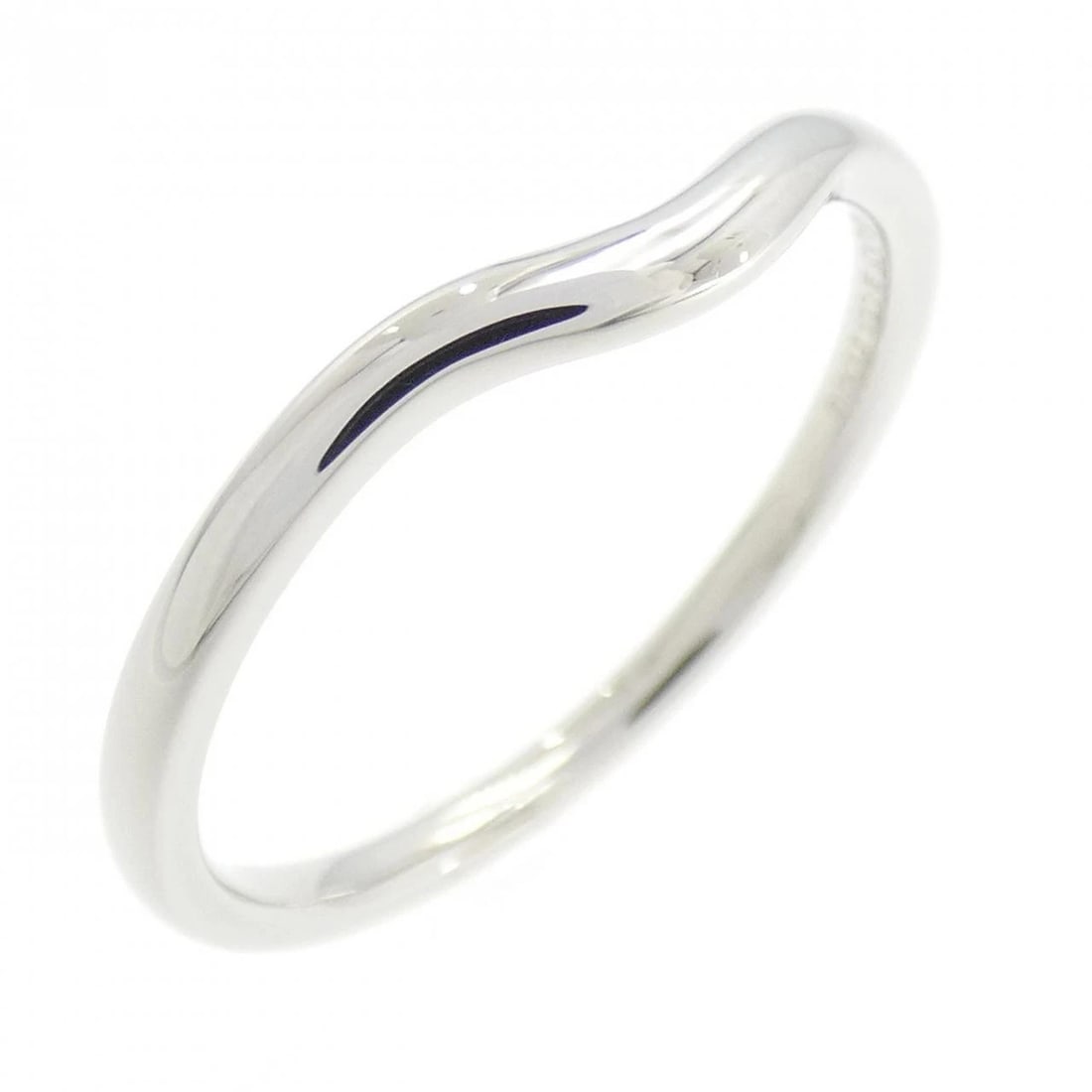 TIFFANY&CO. CURVED RING: TIFFANY&Co. Curved Ring Brand: TIFFANY&Co. Type/Style: TIFFANY & Co. Ring Material: Platinum950, Color: Silver Size: US 10.75 Accessories: None Accessories Notice: When purchasing pre-owned goods,