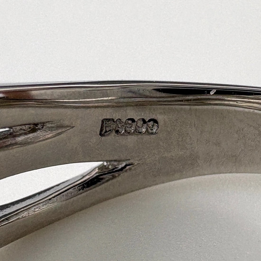 DIAMOND DESIGN RING PLATINUM - 2