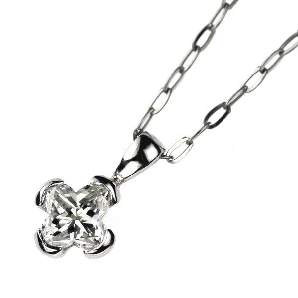 PT900/ PT850 LILY CUT DIAMOND PENDANT NECKLACE: Pt900/ Pt850 Lily Cut Diamond Pendant Necklace Brand: None Type/Style: pendant necklace Material: Pt950/ Pt850, Main Stone Natural Color: Pt Size: Length/Width/Diameter 9.3 Accessories: None <