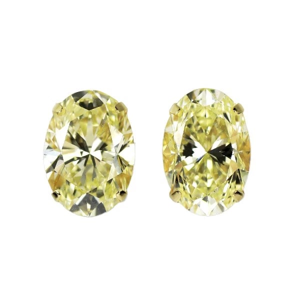 K18YG OVAL DIAMOND EARRINGS: K18YG Oval Diamond Earrings Brand: None Type/Style: piercing Material: K18YG, Main Stone Natural Color: YG Size: Length/Width/Diameter 7.4 Accessories: None Accessories Notice: When purcha