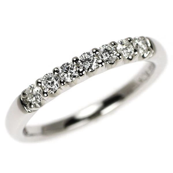 STAR SAND PT950 DIAMOND RING: Star Sand Pt950 Diamond Ring Brand: None Type/Style: Ring Material: Pt950, Main Stone Natural Color: None Size: 4.5 US Accessories: None Accessories Notice: When purchasing pre-owned goods, please