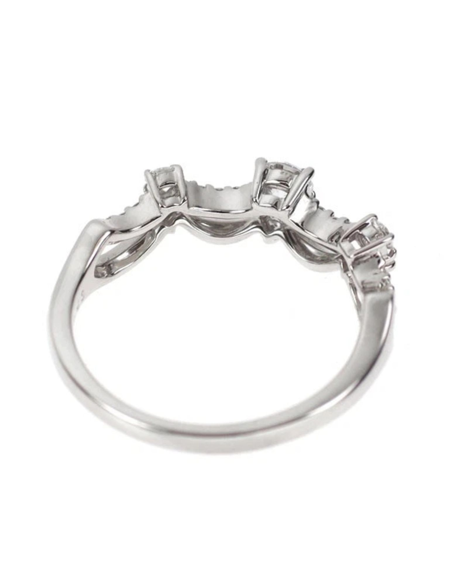 MONICKENDAM PT 900 DIAMOND RING - 2
