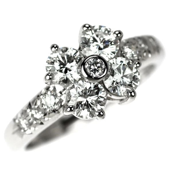 TASAKI PEARL PT900 DIAMOND RING: Tasaki Pearl Pt900 Diamond Ring Brand: Tasaki Pearl Type/Style: Ring Material: Pt900, Main Stone Natural Color: Pt Size: 5.5 - 5.75 US Accessories: None Accessories Notice: When purchasing pre-owned