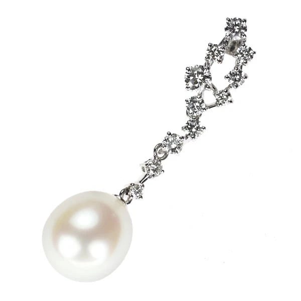 TASAKI PEARL K18WG WHITE PEARL DIAMOND PENDANT: Tasaki Pearl K18WG White Pearl Diamond Pendant Brand: Tasaki Pearl Type/Style: pendant top Material: K18WG, Main Stone Natural/ Pearl Color: WG Size: Length/Width/Diameter 42.8 Accessories: None