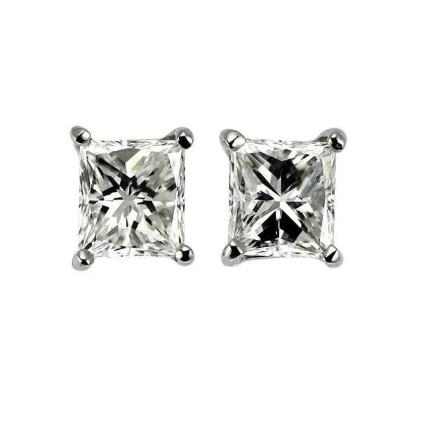 PT900 PRINCESS CUT DIAMOND EARRINGS: Pt900 Princess Cut Diamond Earrings Brand: None Type/Style: piercing Material: Pt900, Main Stone Natural Color: Pt Size: Length/Width/Diameter 4.7 Accessories: None Accessories Notice: When