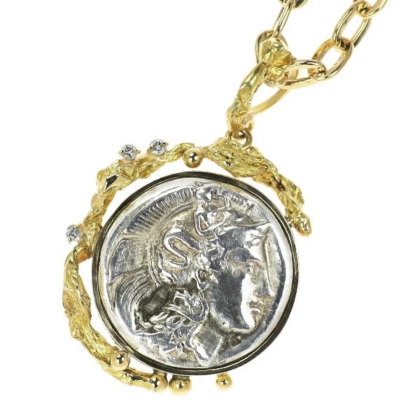 SV/ K18YG DIAMOND PENDANT NECKLACE: SV/ K18YG diamond pendant necklace Brand: None Type/Style: pendant necklace Material: K18YG, Main Stone Natural Color: YG Size: Chain Length 42 Accessories: None Accessories Notice: When purchasing