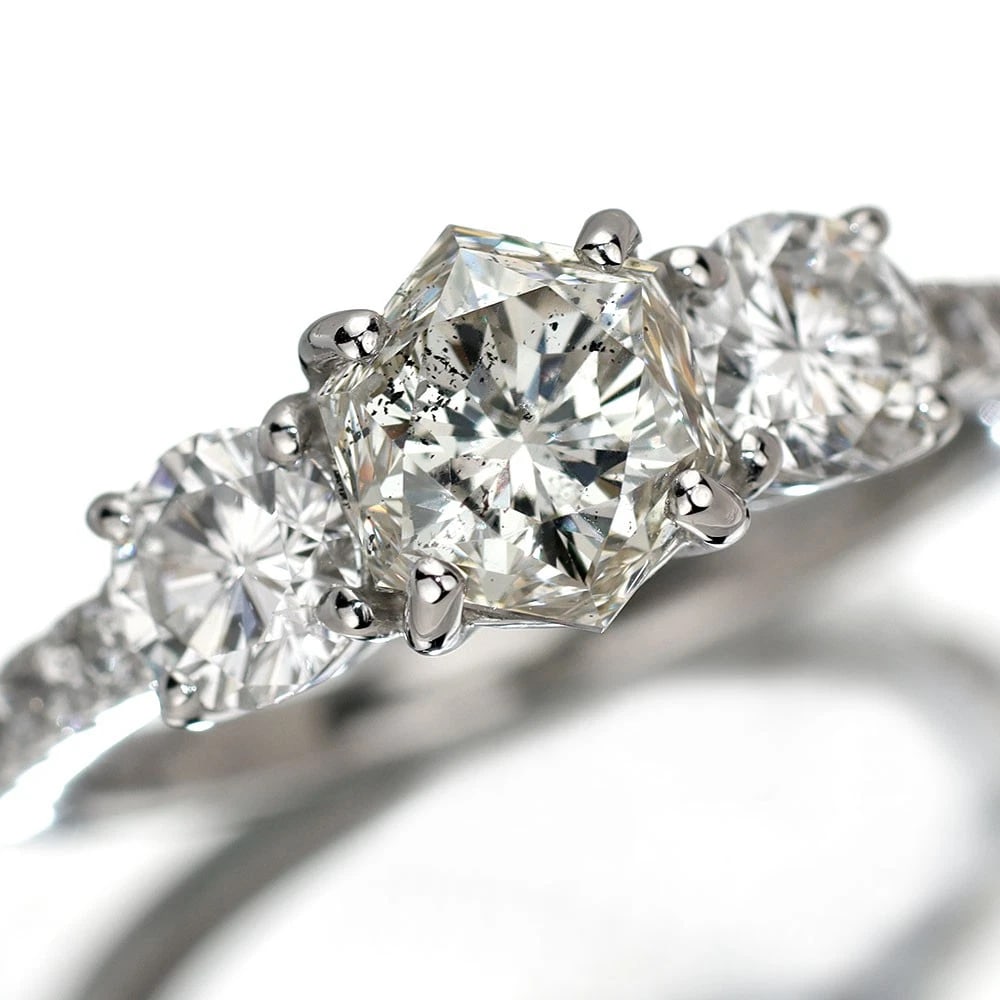 PT950 FIRE ROSE CUT DIAMOND RING: Pt950 Fire Rose Cut Diamond Ring Brand: None Type/Style: Ring Material: PT900, Main Stone Natural Color: Pt Size: 5.5 - 5.75 US Accessories: None Accessories Notice: When purchasing pre-ow