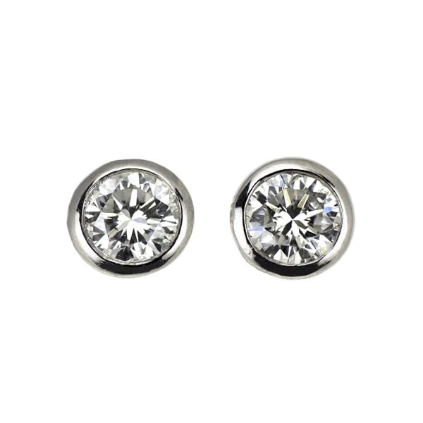 PT950/ PT900 DIAMOND EARRINGS: Pt950/ Pt900 Diamond Earrings Brand: None Type/Style: piercing Material: Pt950/Pt900, Main Stone Natural Color: Pt Size: Length/Width/Diameter 6.5 Accessories: None Accessories Notice: When