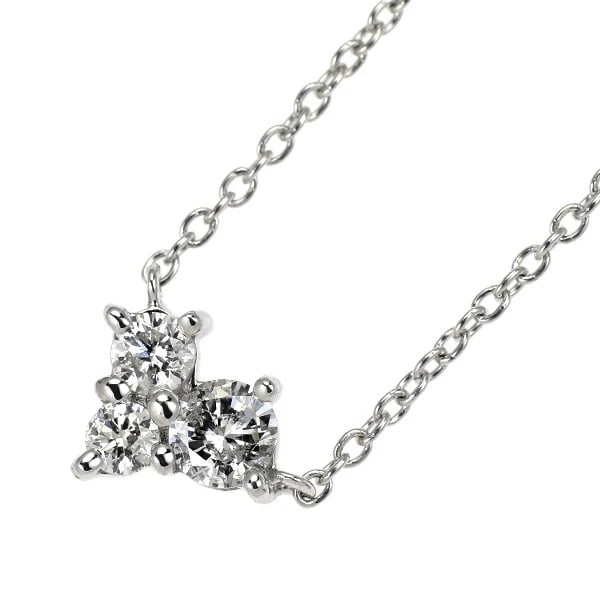 K18WG HEART DIAMOND PENDANT NECKLACE: K18WG heart diamond pendant necklace Brand: None Type/Style: pendant necklace Material: K18WG, Main Stone Natural Color: WG Size: Chain Length 41 Accessories: None Accessories Notice: When purchasing