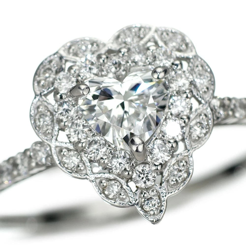 PT950 TOP QUALITY HEART SHAPE DIAMOND RING: Pt950 Top Quality Heart Shape Diamond Ring Brand: None Type/Style: Ring Material: Pt950, Main Stone Natural Color: Pt Size: 6 US Accessories: None Accessories Notice: When purchasing pre-o