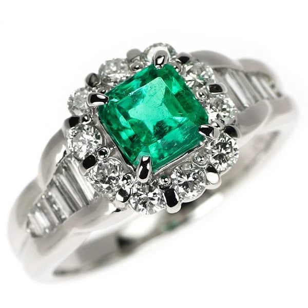 PT900 EMERALD DIAMOND RING: Pt900 emerald diamond ring Brand: None Type/Style: Ring Material: Pt900, Main Stone Natural Color: Pt Size: 6 US Accessories: None Accessories Notice: When purchasing pre-owned goods, please refer to