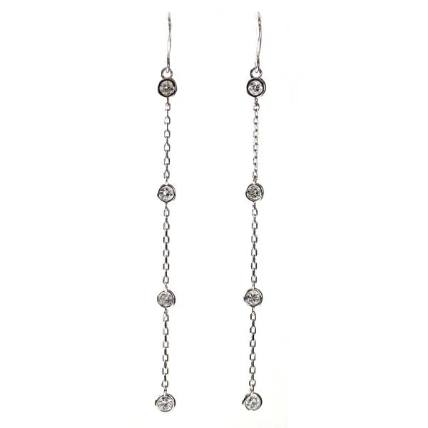 K18WG DIAMOND EARRING: K18WG diamond earring Brand: None Type/Style: piercing Material: K18WG, Main Stone Natural Color: WG Size: Length/Width/Diameter 65.0 Accessories: None Accessories Notice: When purchasing pre-owned