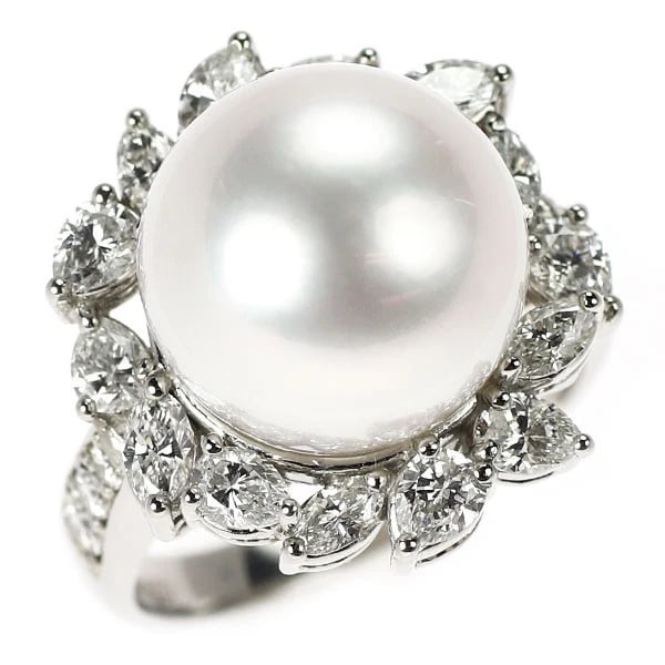 QUEEN/HEIWADO TRADING PT950 WHITE PEARL DIAMOND RING: Queen/Heiwado Trading Pt950 White Pearl Diamond Ring Brand: None Type/Style: Ring Material: Pt950, Main Stone Natural Color: Pt Size: 5.5 - 5.75 US Accessories: None Accessories Notice: When