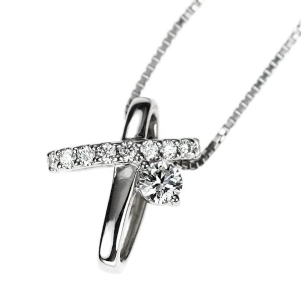 PT900/ PT850 DIAMOND PENDANT NECKLACE: Pt900/ Pt850 Diamond Pendant Necklace Brand: None Type/Style: pendant necklace Material: Pt900, Main Stone Natural Color: None Size: 6.25 - 6.5 US Accessories: None Accessories Notice: When