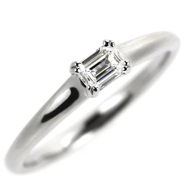 PT950 EMERALD CUT DIAMOND RING: Pt950 Emerald Cut Diamond Ring Brand: None Type/Style: Ring Material: PT900, Main Stone Emerald Color: Pt Size: 7.5 US Accessories: None Accessories Notice: When purchasing pre-owned goods, please