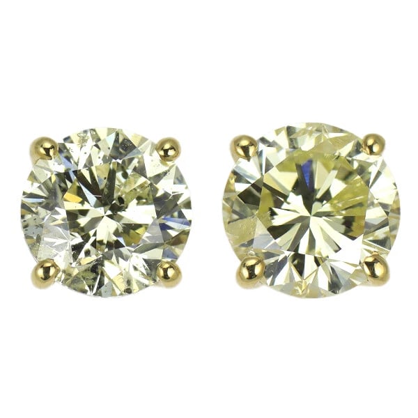 K18YG DIAMOND EARRINGS: K18YG Diamond Earrings Brand: None Type/Style: piercing Material: K18YG, Main Stone Natural Color: YG Size: Length/Width/Diameter 7.9 Accessories: None Accessories Notice: When purchasing