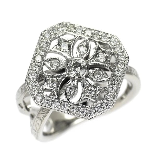 K18WG DIAMOND RING: K18WG diamond ring Brand: None Type/Style: Ring Material: , Main Stone Natural Color: WG Size: Accessories: None Accessories Notice: When purchasing pre-owned goods, please refer to the photos of the